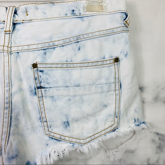 Free People Bleached Raw Hem Denim Shorts - Picture 5 of 7